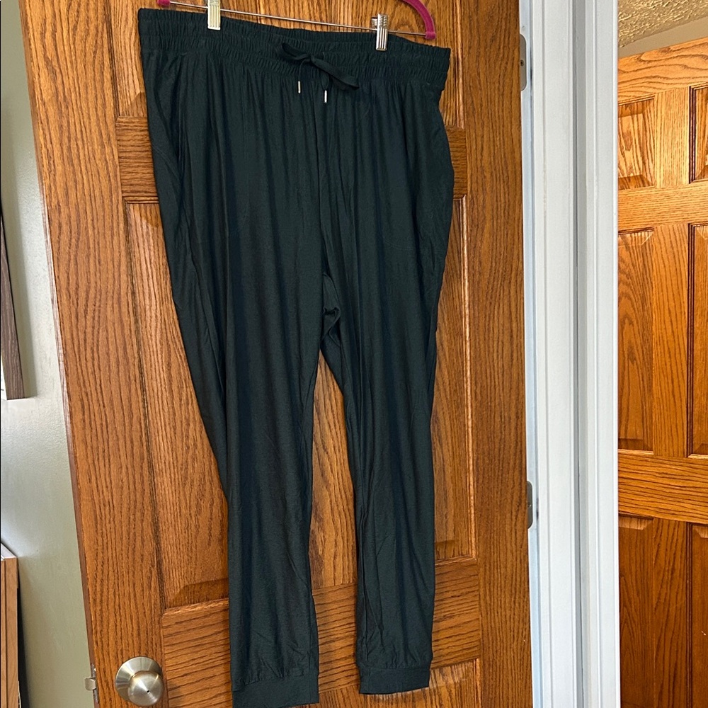 Old Navy Active Green Cloud Joggers